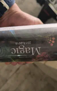 ۴ رول کاغذ دیواری