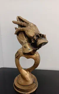 مجسمه ارسال رایگان