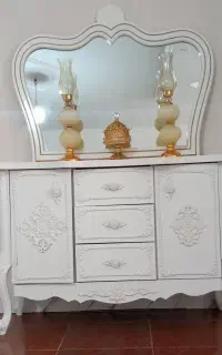 آیینه کنسول شمعدونی وشکلات خوری
