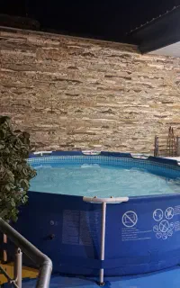 استخر اینتکس