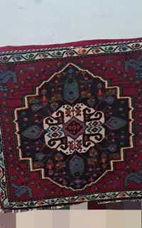 پشتی دست بافت قدیمی