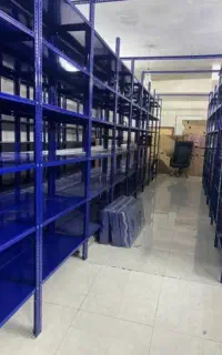 قفسه پیچ و مهره ای آبی ایساکویی