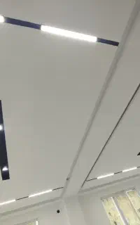 برق کشی صنعتی و نور پردازی سقف و نما ساختمان