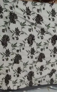 دو عدد دستک پرده و پرده حریر گل دار
