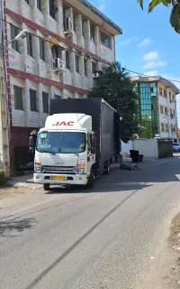 خدمات باربری اسباب کشی خاورمسقف نیسان کارگرماهر