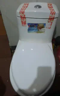 توالت فرنگی تمام سرامیک نو