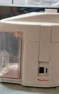 آبمیوه گیری مولینکس.آب هویج،آب سیب و آب انار