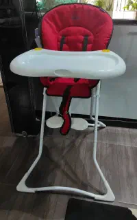 صندلی غذای کودک