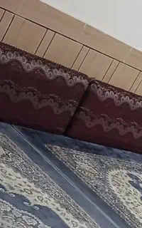 یک جفت پشتی دو رو هستن روشن و تیره