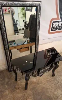 اینه و‌کنسول