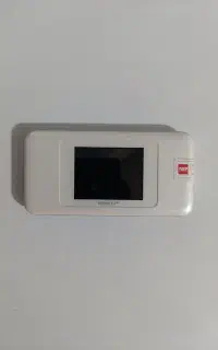 مودم جیبی 4.5G هوآوی W06 آنلاک و تمیز