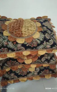 بالشت چهارگوشه