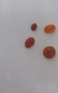 نگین انگشتر عقیق و عینک آفتابی نو
