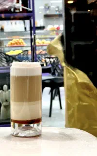 نیازمند نیرو برای کار در کافه