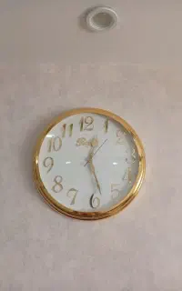 ساعت دیواری درحد نو