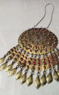 لباس و زیورآلات سنتی
