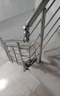 نصب نرده پله استیل