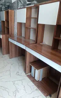 فروش انواع میز تحریر واداری چرمی