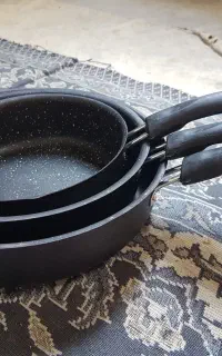 ماهیتابه چدنی