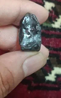 یشم مشکی