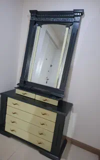 کنسول و آینه