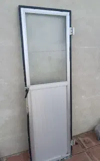درب آلمینیومی درحد