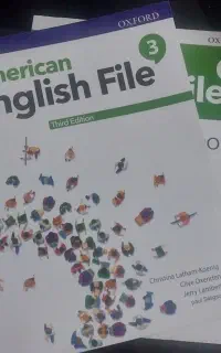 کتاب امریکن انگلیش فایل ۳ کاملا نو