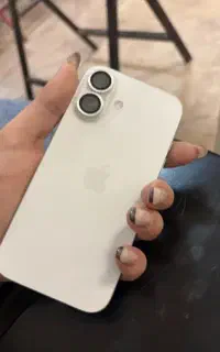 ایفون16 نرمال