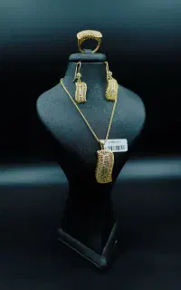 ست لوکس طلا(گردنبند،گوشواره،انگشتر)میترا از زربانو