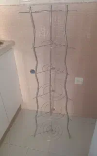 «استندقابلمه فلزی ۵ طبقه، سالم و تمیز نو