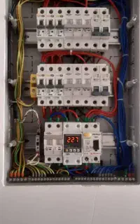 برقکار،برقکار ساختمان ، تعمیرات ، عیب یابی.