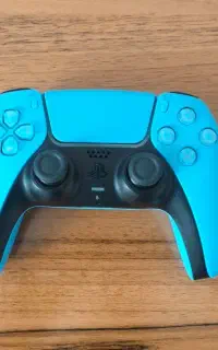 دسته اصلی ps4 در قالب ps5 (کاستوم شده)