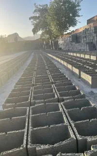 نیازمند کارگر بلوک زن