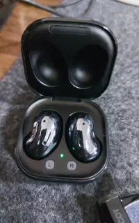 سامسونگ بادز لایو