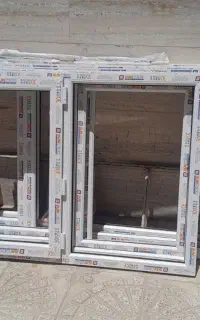 1عدد پنجره upvc،