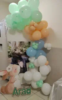 بادکنک آرایی بیمارستان برای نوزاد و اتاق زایمان