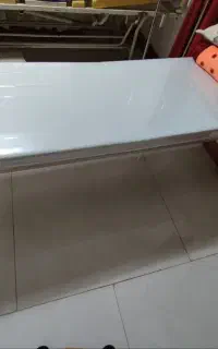 تخت تزریقات و معاینه