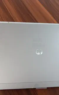 لپ تاپ hp elitebook تمیز