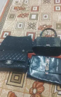 کیفها همه باهم ۳۰۰تومن