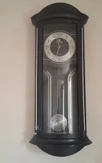 ساعت دیواری