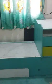 تخت کودک و کمد