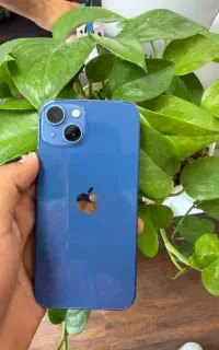 iPhone 13 رنگ آبی باتری ۱۰۰ درصد بدون نقطه پلمپ