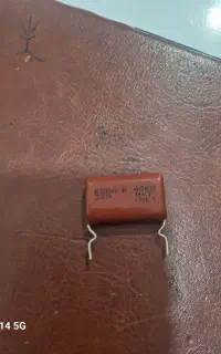 خازن 400v 680u
