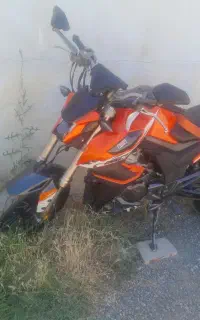 بنلی زونتس abs ۱۶۰ نکد ۱۴۰۱