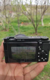 دوربین عکاسی سونی zve10 در حد نو