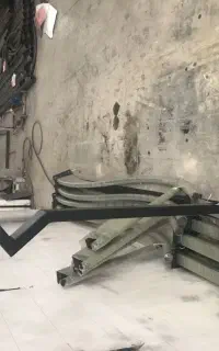 نیروی کاری جوشکار و کارگر