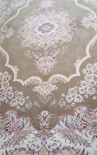فرش ۱۲ متری ۳ در ۴ و یک فرش کودک سالم سالم