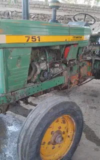 تراکتور پرکنز مدل ۷۷