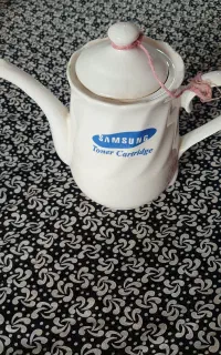 قوری برقی سالم  بدون شارژ