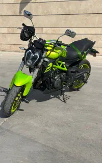 بنلی جفت ۳۰۰ مدل ۹۹